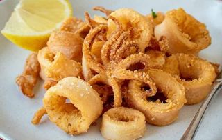 75a Calamari fritti