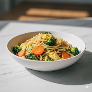 75 - Spaghetti saltati con verdura e uova 什菜炒面