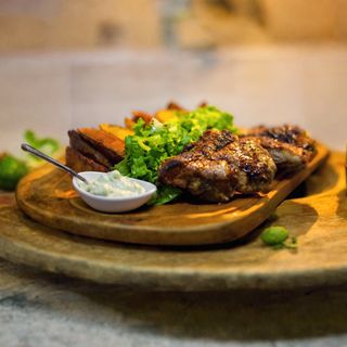 ღორის ძვლიანი ჩალაღაჯი