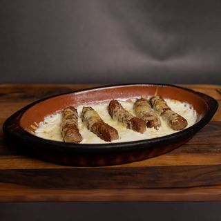 Ćevapi u kajmaku, dagara mala porcija