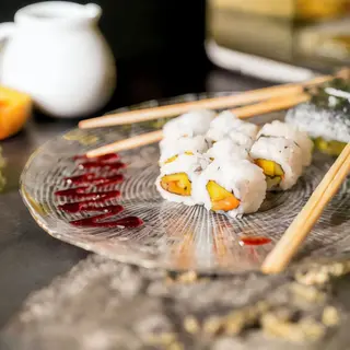 Foie mango roll
