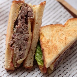 Сэндвич с рваным мясом