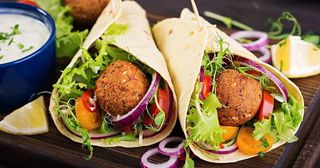 Tortilla Wege z Falafelem