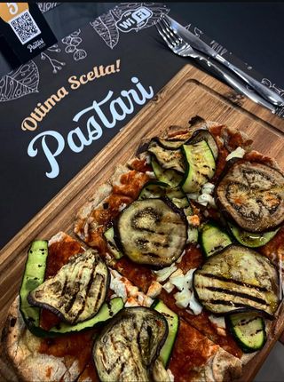 Pinsa vegetariana