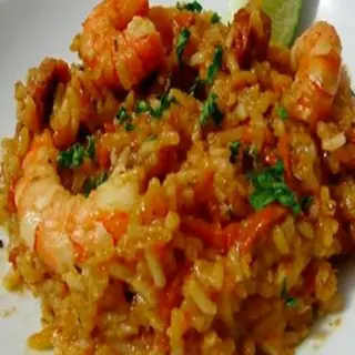 Arroz frito con gambas