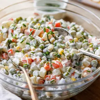 Seasoned salad