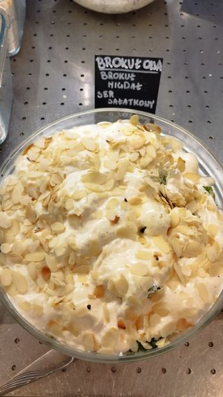 Sałatka Brokułowa 100g