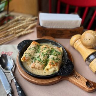 Запечені з шинкою та сиром сулугуні (290г)