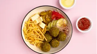 Talerz Weg Falafel z sałatką