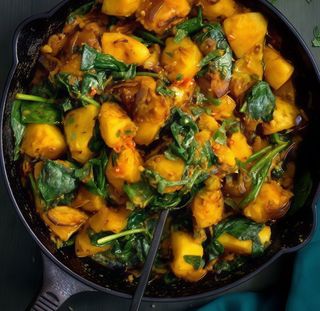 Saag Aloo