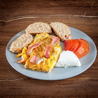 Omlet sa pršutom
