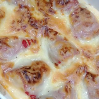 pimientos de piquillo gratinados con bechamel (ración)