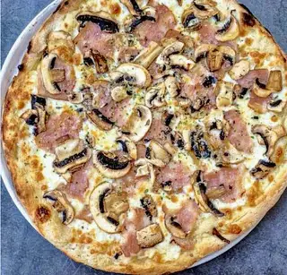 Pizza Carbonara