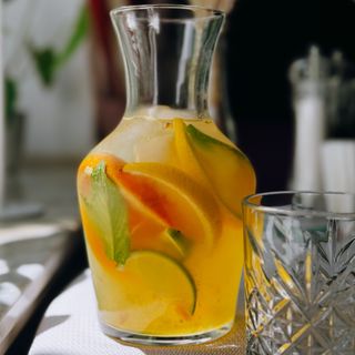 Лимонад Грейпфут-Ревінь 1л