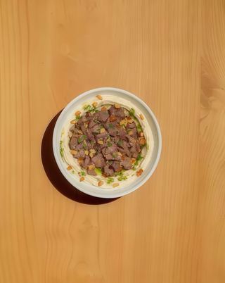 Hummus + solomillo