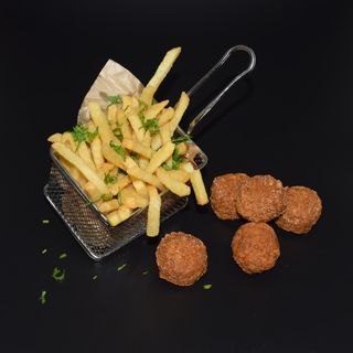 Meniu falafel si cartofi pai