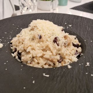 Risotto cu măsline și ciuperci