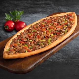 Pide sa komadićima mesa 300gr