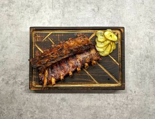 Ребра в соусі м`ясний BBQ (300/50г)