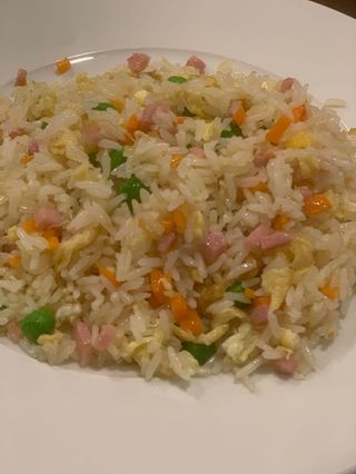 Arroz Frito Con Tres Delicias