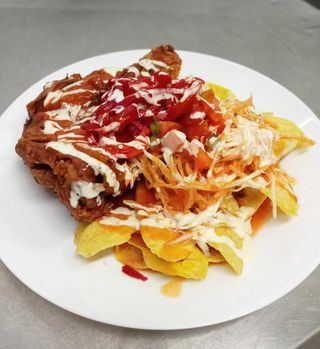 Pollo Frito Con Tajadas