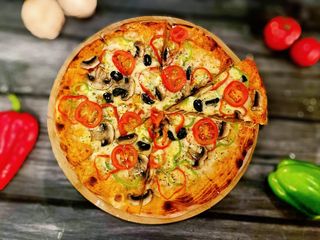 პიცა ბოსტნეულით