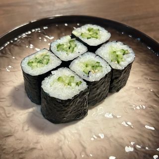 64. Maki De Pepino (6 Uds.)