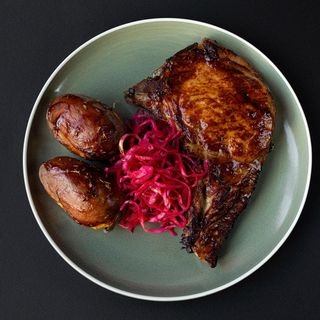 ღორის ანტრეკოტი გამომცხვარი კარტოფილით / Pork Entrecote with Baked Potatoes