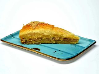 Хауч баклава с орехи (500г)