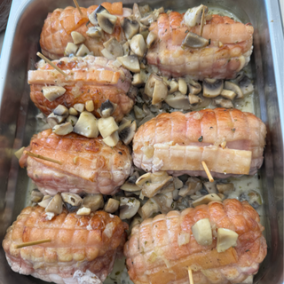 Muslos de pollo rellenos (1 und.)