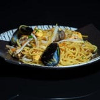 128 Spaghetti seafood