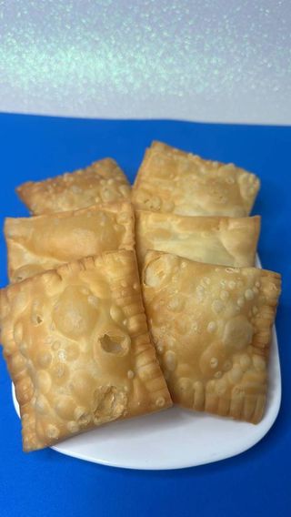 6 Mini Pastéis de Carne