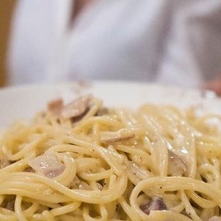 Spaghetti a la carbonara sin nata (originale)