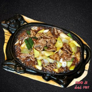 73b  -Vitello con porri alla piastra