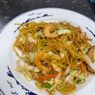 Tallarines Fritos Con Gambas