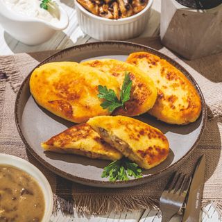 Зрази картопляні з куркою та грибами 320 г.