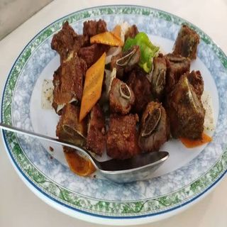 Costilla Con Sal Y Pimienta