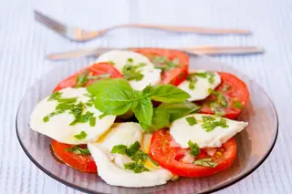 096. Салата Капрезе (300гр)