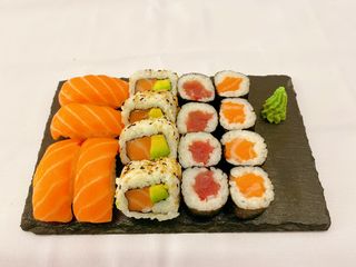 Menu Sushi Box 4 (16 Uds.)
