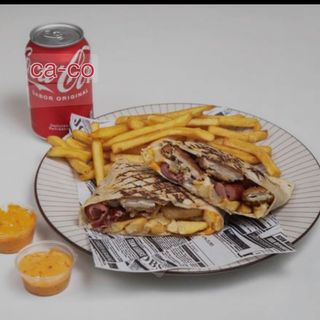 Meńu taco carne de kebab pollo