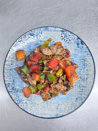 45 Ternera Con Pimientos 