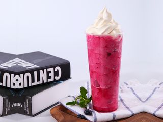 FRAGOLA SHAKE(草莓星冰乐）700ML