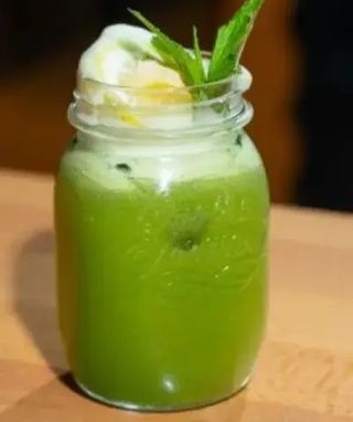 Limonada cu menta si gimbir