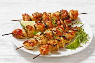 60-Brocheta de pollo (3 uds.)