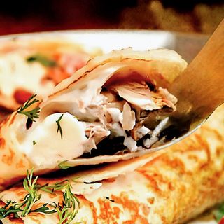 Пиле в палачинка (150г)