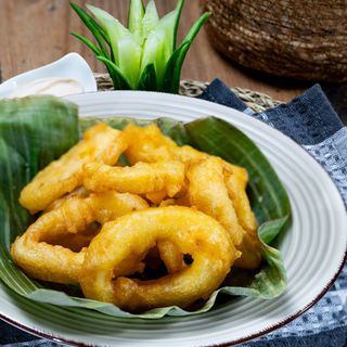 Inele de calamar prajit cu unt 