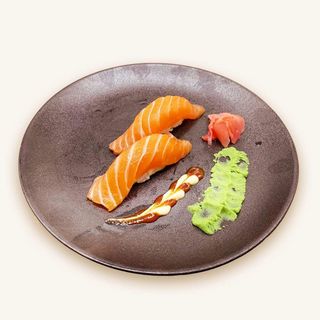  Nigiri Salmon