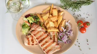 Bela vešalica