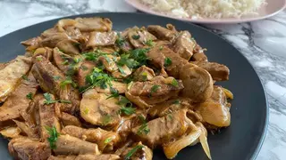 Emincé De Bœuf Au Sauce Champignon