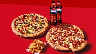 2 Pizzas medianas + Patatas top bacon + 2 bebidas